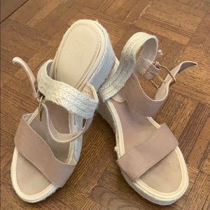 NYand Co wedges dark tan wedges
